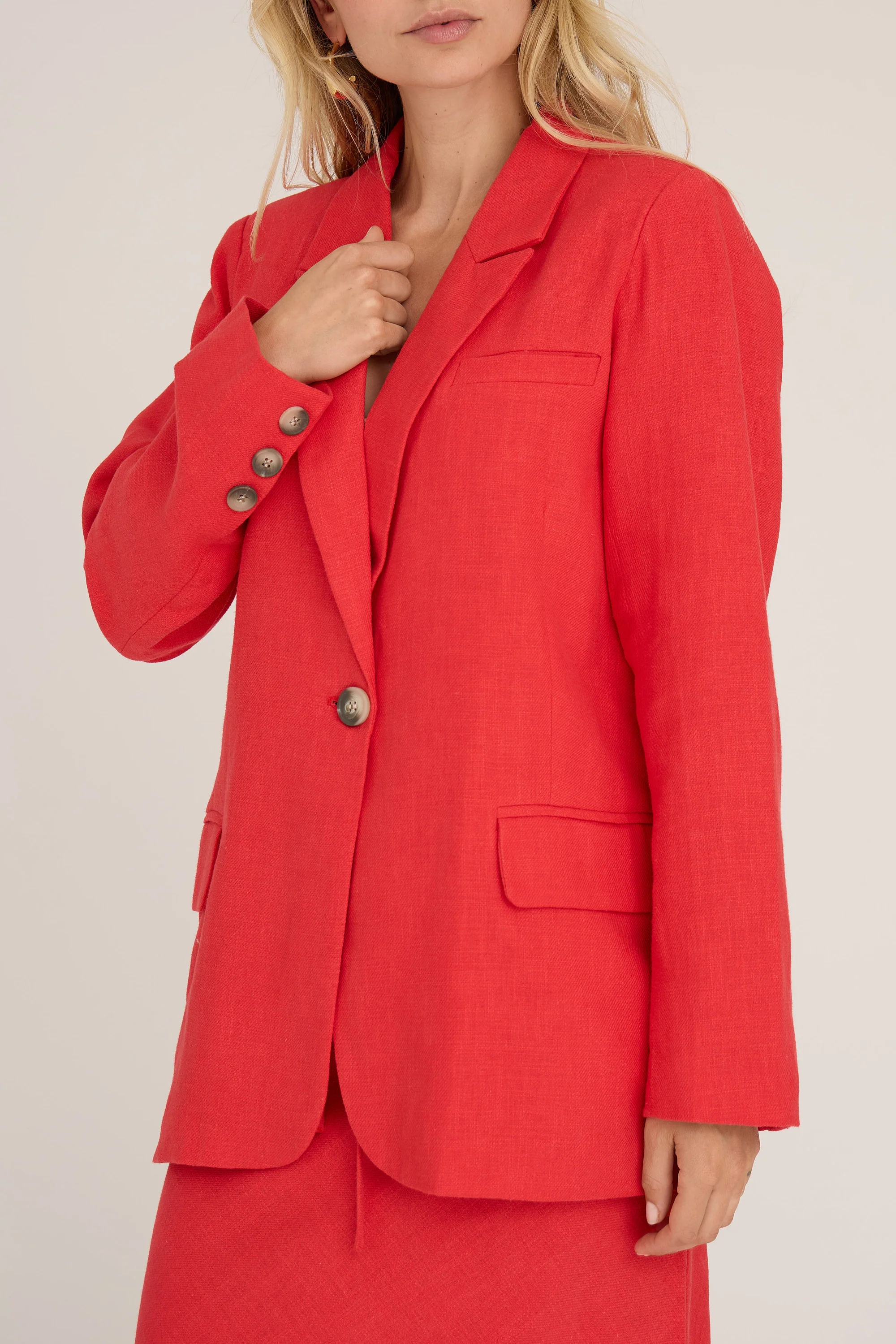 A-View Annali linen blazer red - Image 4