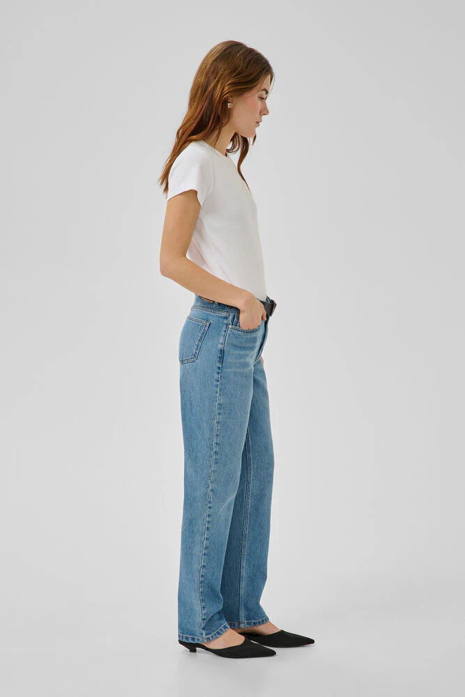 My Essential Wardrobe Jeans Straight 07 The Isa Medium Blue Wash - Image 3