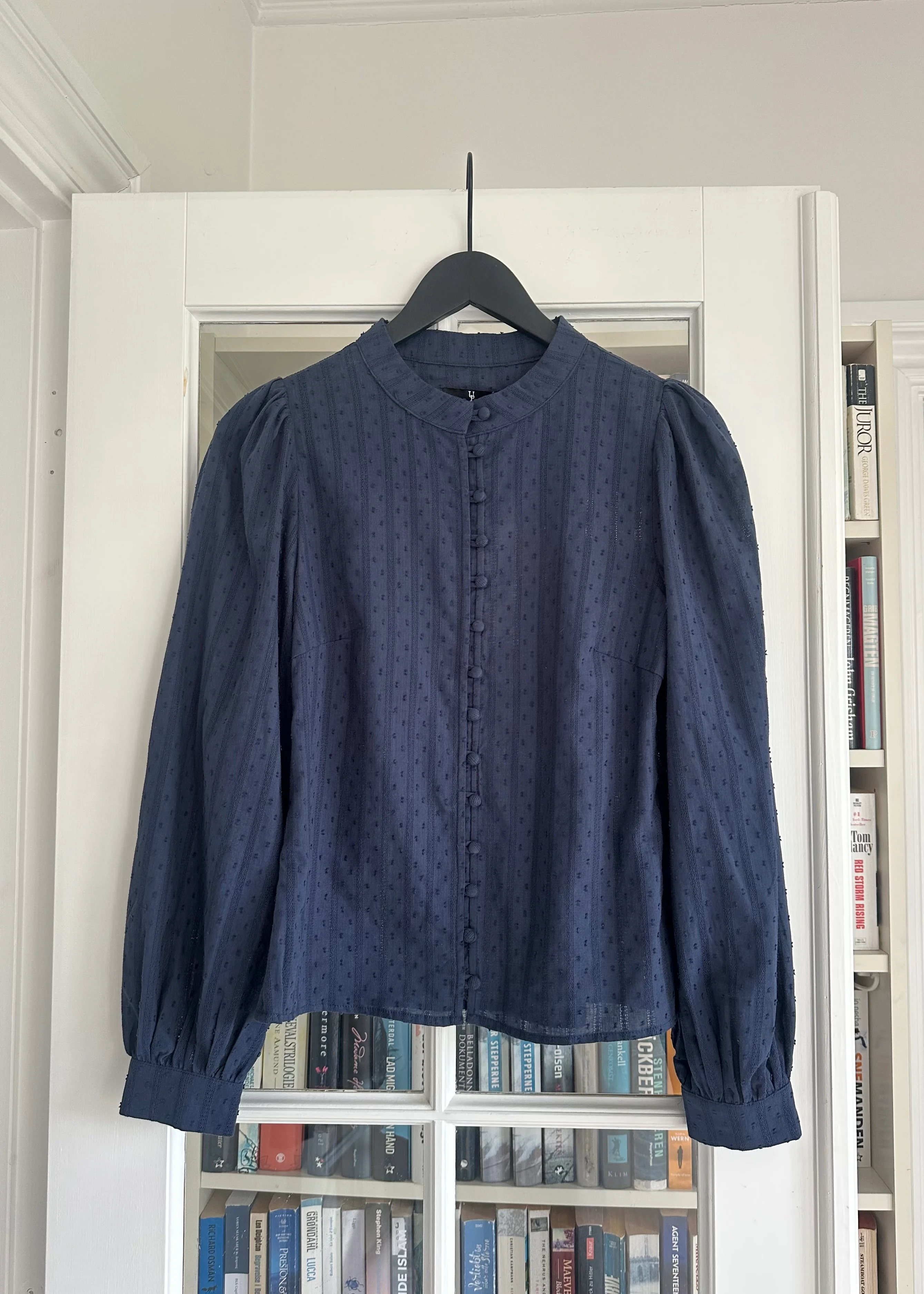 Urban Pioneers Otilie LS Blouse Navy - Image 2