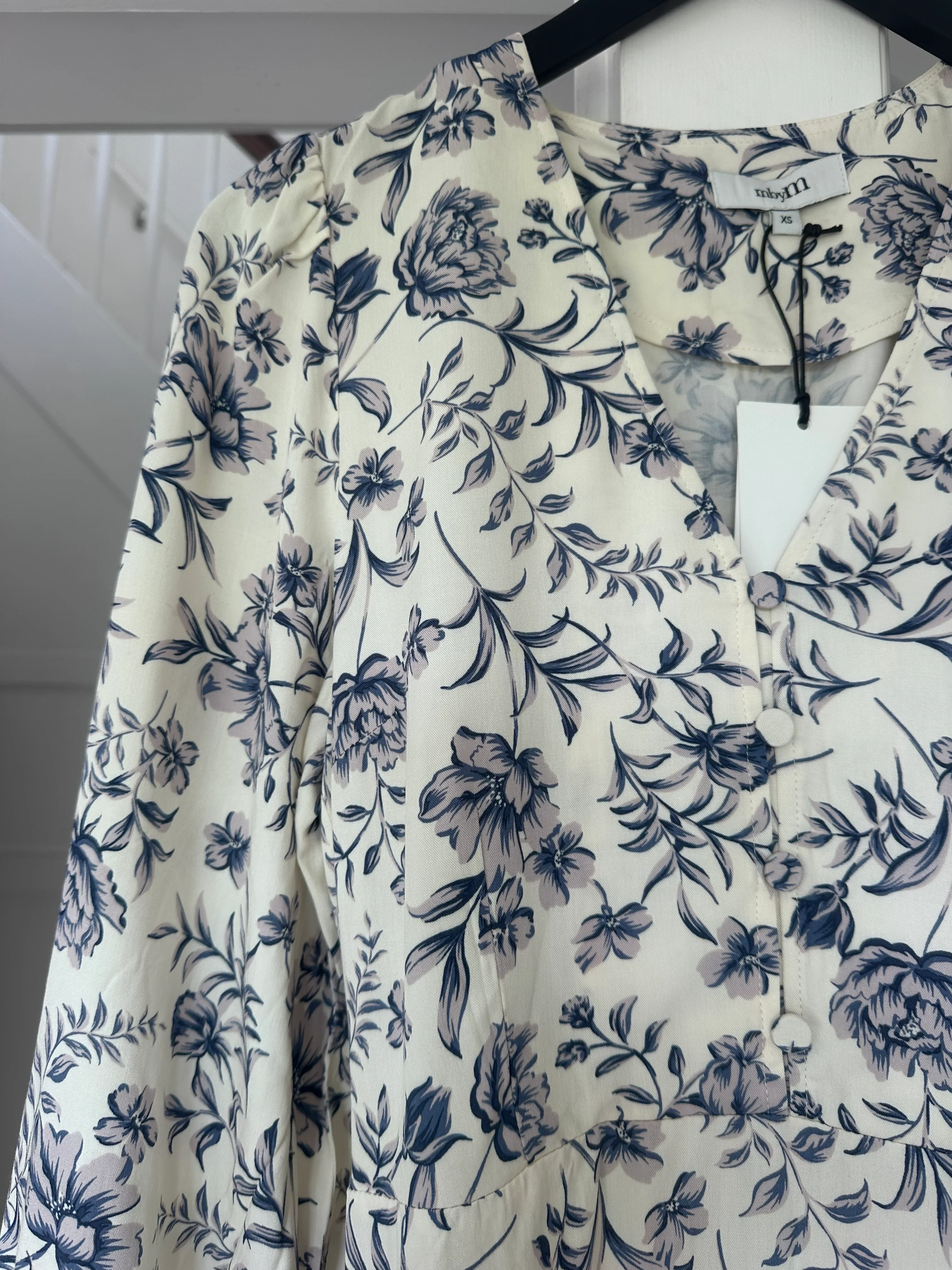 MbyM Shanaya V-M dress Remina Print - Image 4