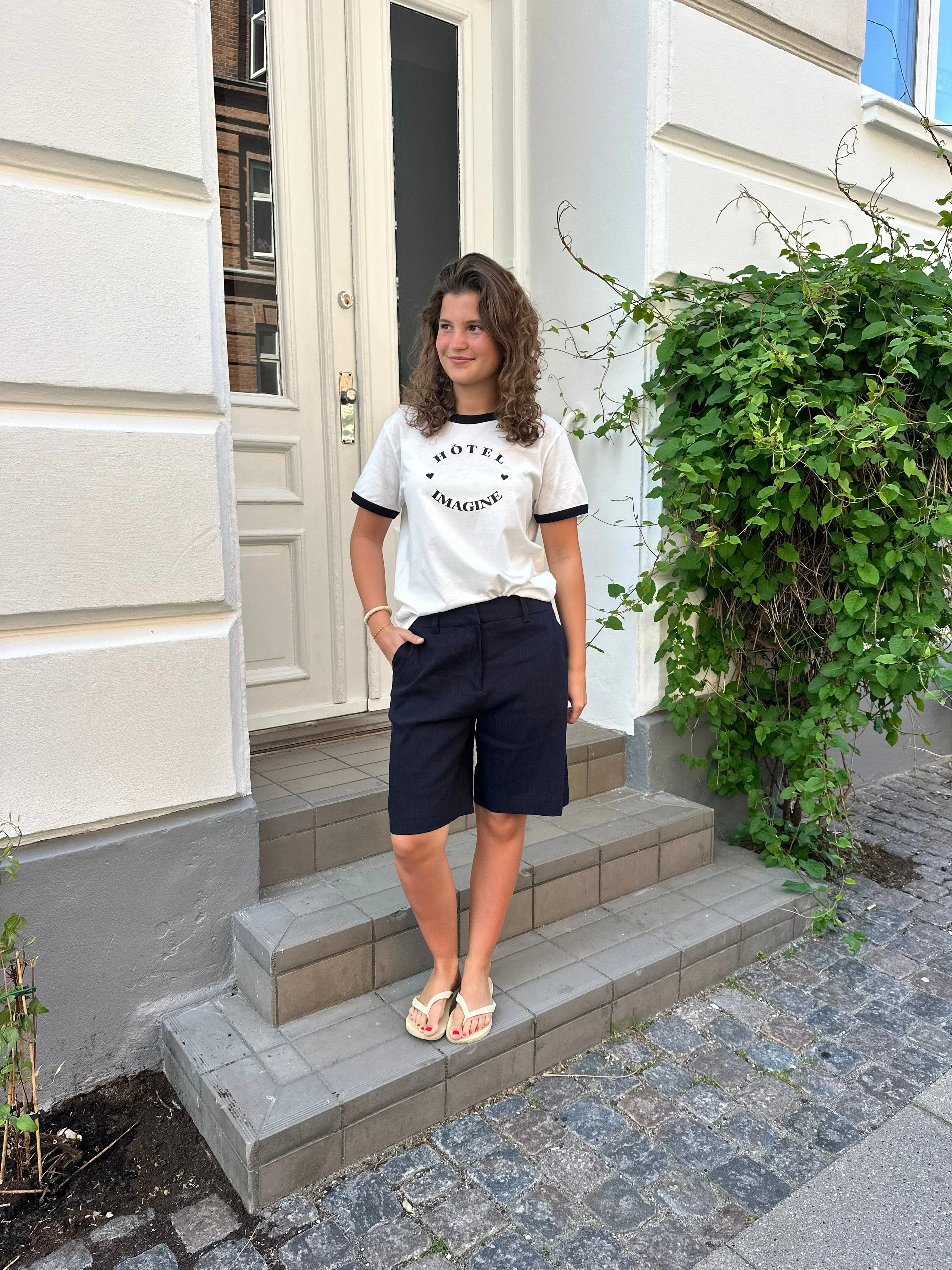 Urban Pioneers Clary Shorts black - Image 2